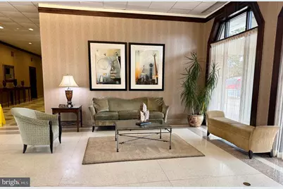 700 7th Street SW #406, Washington, DC 20024 - Photo 6