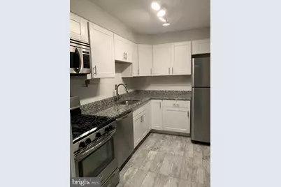 700 7th Street SW #406, Washington, DC 20024 - Photo 1