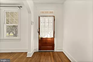 38 Sherman Cir NW, Washington, DC 20011 - Photo 4