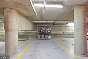 2141 Wisconsin Ave NW, Washington, DC 20007 - Photo 12