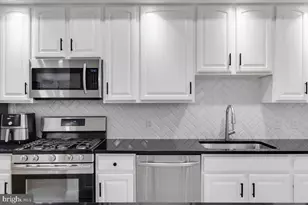 1451 Belmont St NW, Washington, DC 20009 - Photo 14