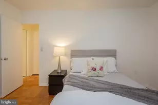 3001 Veazey Terrace NW, Washington, DC 20008 - Photo 8