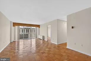 3001 Veazey Terrace NW, Washington, DC 20008 - Photo 2