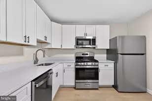 3001 Veazey Terrace NW, Washington, DC 20008 - Photo 6