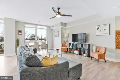 88 V Street SW #201, Washington, DC 20024 - Photo 4