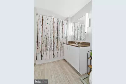 88 V Street SW #201, Washington, DC 20024 - Photo 12