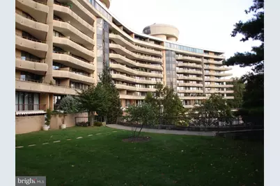 4200 Massachusetts Avenue NW #615, Washington, DC 20016 - Photo 1