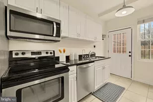 909 8th St NE, Washington, DC 20002 - Photo 12