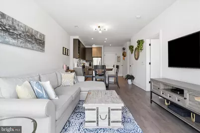 900 11th Street SE #203, Washington, DC 20003 - Photo 10