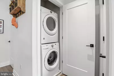 900 11th Street SE #203, Washington, DC 20003 - Photo 16