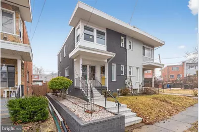615 Kensington Place NE, Washington, DC 20011 - Photo 2