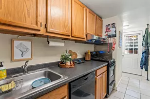 1414 Swann St NW, Washington, DC 20009 - Photo 30