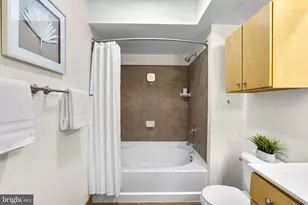 631 D Street NW, Washington, DC 20004 - Photo 16