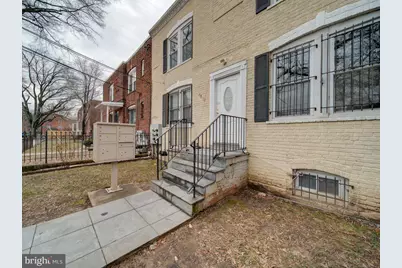 4325 Halley Terrace SE #201, Washington, DC 20032 - Photo 6