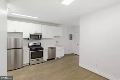 221 20th Street NE #4, Washington, DC 20002 - Photo 8