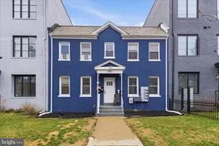 221 20th St NE, Washington, DC 20002 - Photo 1