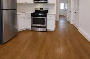 604 17th St NE, Washington, DC 20002 - Photo 1