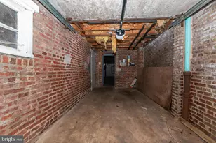 2446 Tunlaw Rd NW, Washington, DC 20007 - Photo 44