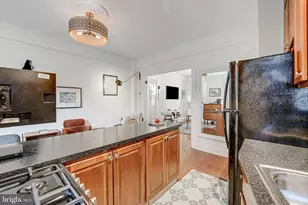 1705 P St NW, Washington, DC 20036 - Photo 6