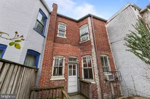 1014 Independence Ave SE, Washington, DC 20003 - Photo 42