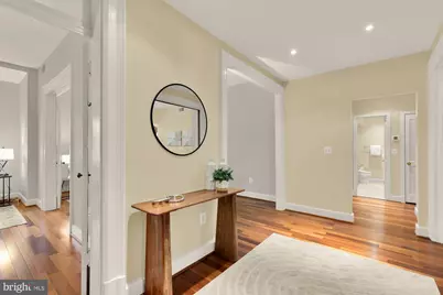 1915 Calvert Street NW #301, Washington, DC 20009 - Photo 4