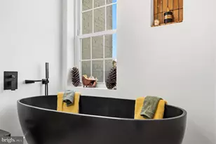 1203 G St NE, Washington, DC 20002 - Photo 32