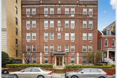 2010 Kalorama Road NW #304, Washington, DC 20009 - Photo 2