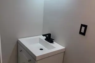 220 33rd St NE, Washington, DC 20019 - Photo 10