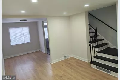 220 33rd Street NE, Washington, DC 20019 - Photo 4