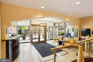 950 25th St NW, Washington, DC 20037 - Photo 2