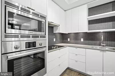 1300 4th Street SE #213, Washington, DC 20003 - Photo 4