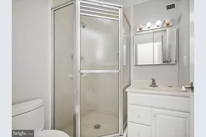 4101 Cathedral Avenue NW #910, Washington, DC 20016 - Photo 14