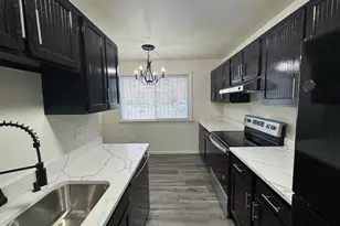 1126 Barnaby Terrace SE, Washington, DC 20032 - Photo 16