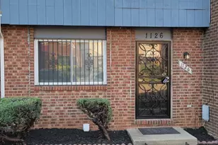 1126 Barnaby Terrace SE, Washington, DC 20032 - Photo 4