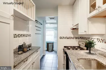 2335 40th Street NW #3, Washington, DC 20007 - Photo 8