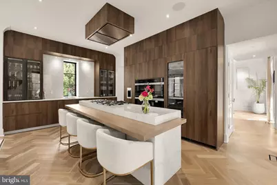 3302 Cleveland Avenue NW, Washington, DC 20008 - Photo 4