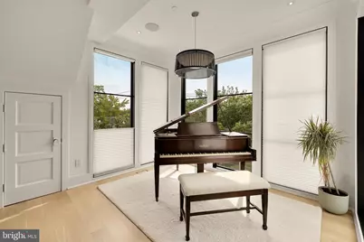 3302 Cleveland Avenue NW, Washington, DC 20008 - Photo 32