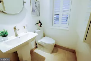 2123 California St NW, Washington, DC 20008 - Photo 18