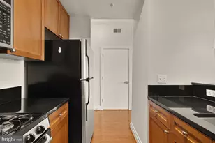 2120 Vermont Ave NW, Washington, DC 20001 - Photo 12