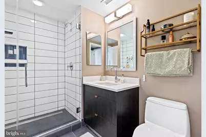 1300 4th Street SE #404, Washington, DC 20003 - Photo 18