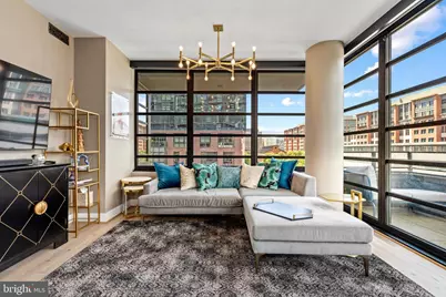 1300 4th Street SE #404, Washington, DC 20003 - Photo 4