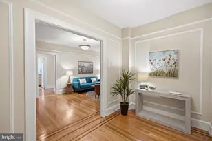 1613 Harvard St NW, Washington, DC 20009 - Photo 2