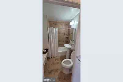 305 C Street NE #202, Washington, DC 20002 - Photo 18