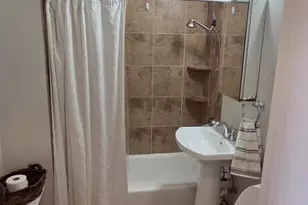 305 C St NE, Washington, DC 20002 - Photo 18