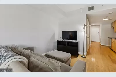 1117 10th Street NW #305, Washington, DC 20001 - Photo 8