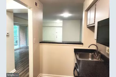 2656 Bowen Road SE #402, Washington, DC 20020 - Photo 4