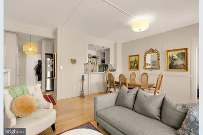 1300 Massachusetts Avenue NW #303, Washington, DC 20005 - Photo 8