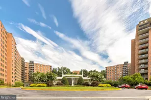 4201 Cathedral Ave NW, Washington, DC 20016 - Photo 2