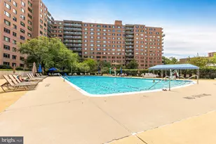 4201 Cathedral Ave NW, Washington, DC 20016 - Photo 36