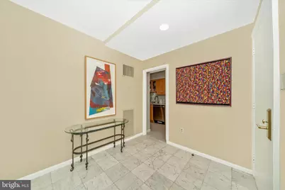 800 25th Street NW #1003, Washington, DC 20037 - Photo 4